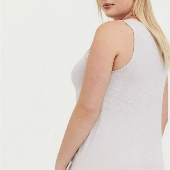 Torrid Slub Embroidered Lace Yoke Tank Lilac purple floral 3X - Picture 4 of 10